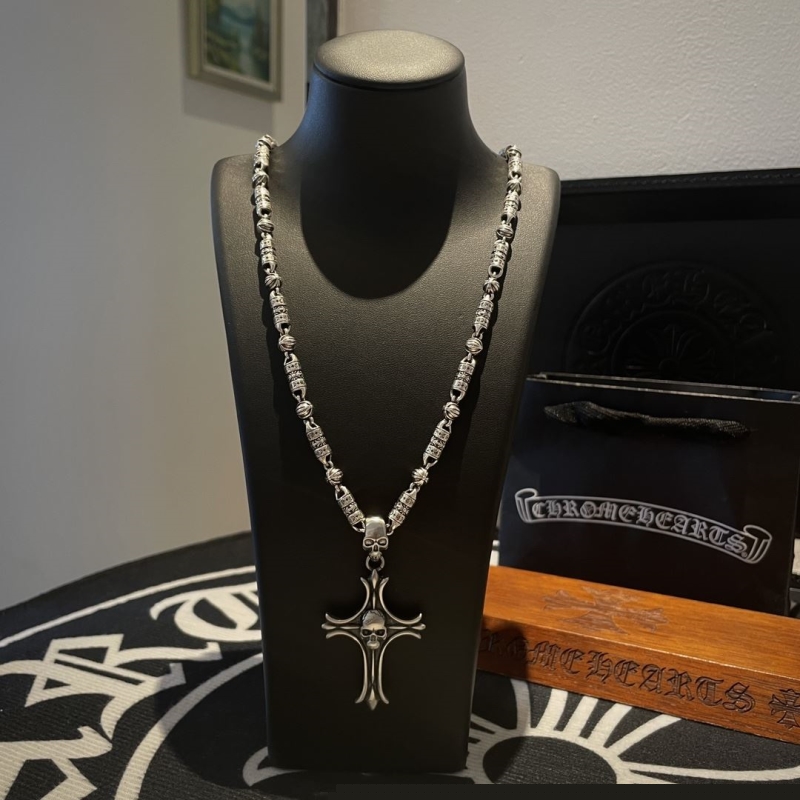 Ch**me He**ts necklaces